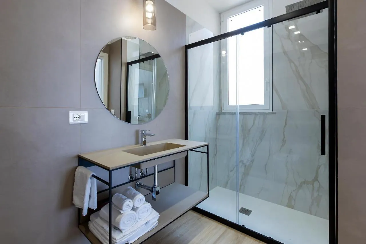Le Gemme Di Cavour Luxury Rooms 巴勒莫 0*,  意大利